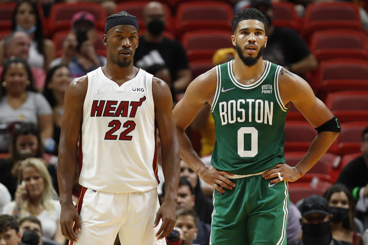 What is the current record between the Celtics vs Heat in the 2023-2024 NBA season?