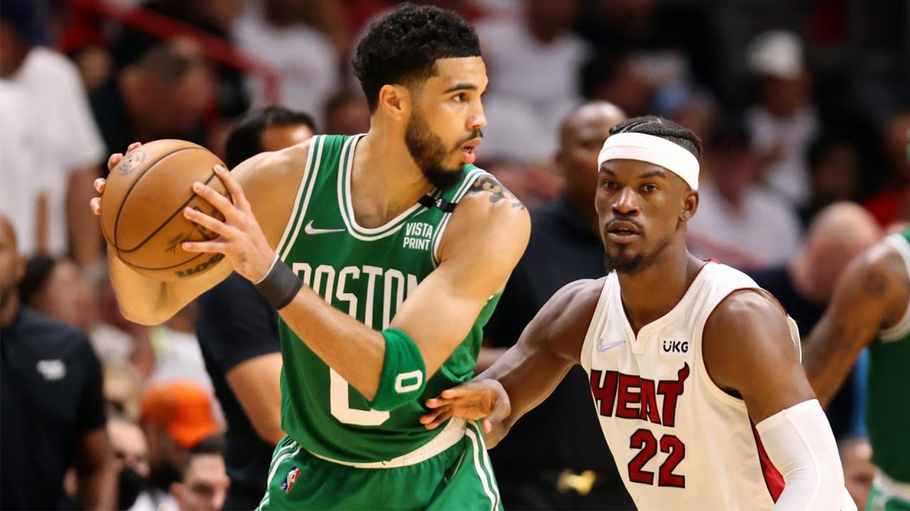 What are the key differences in playing style between the Celtics vs Heat?